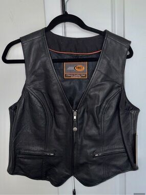 First Classics Genuine Leather Motorcycle Vest | Black | NWT | Size Women’s XL